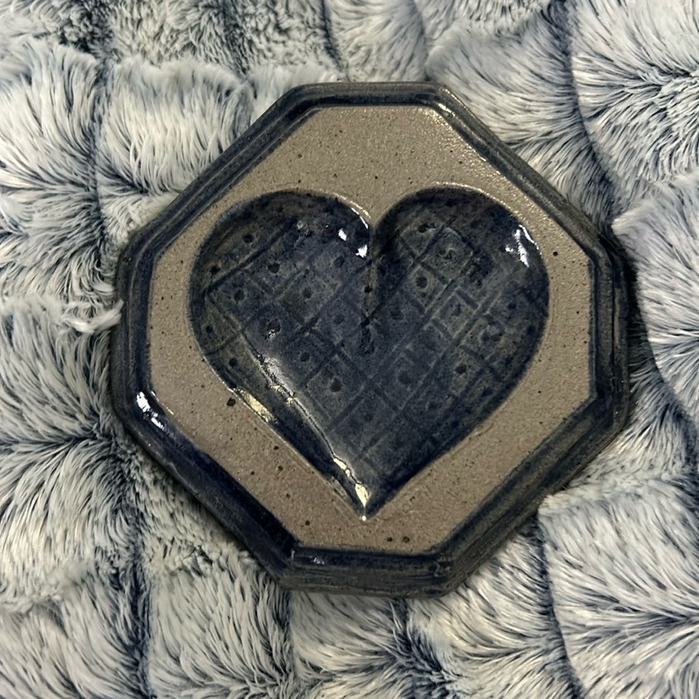 Rowe Pottery Works Wall Hanging Stoneware Salt Glaze Heart Folk Art Valentine 93
